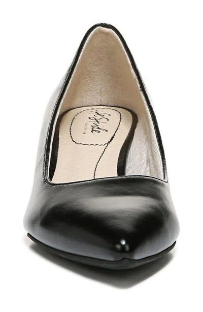 Lifestride Minx Pointed Toe Pump