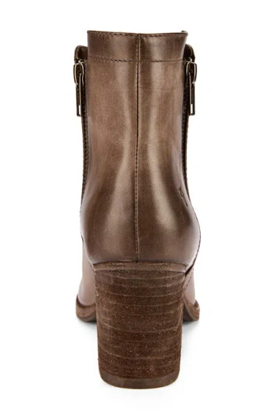 Frye Addie Double Zip Bootie In Neutral