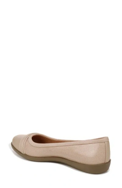 Lifestride Nile Ballet Flat