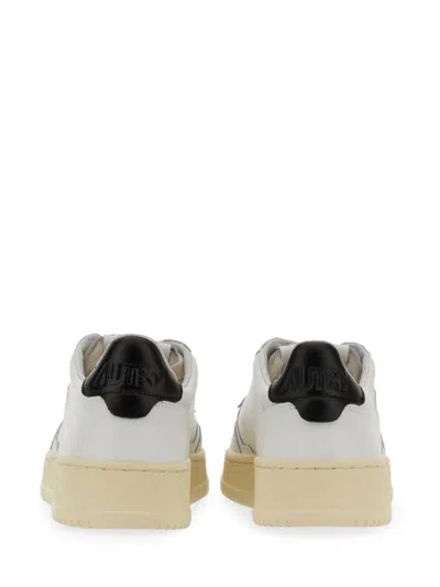 Autry "medalist Low" Sneakers In White