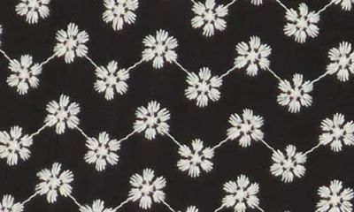Bobeau Daisy Print Pull-on Shorts In Black