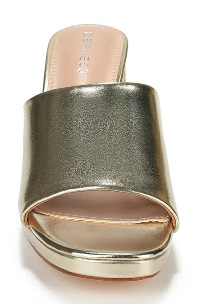 Berness Honor Slide Sandal