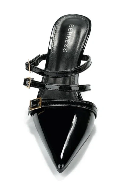 Berness Candella Pointed Toe Pump