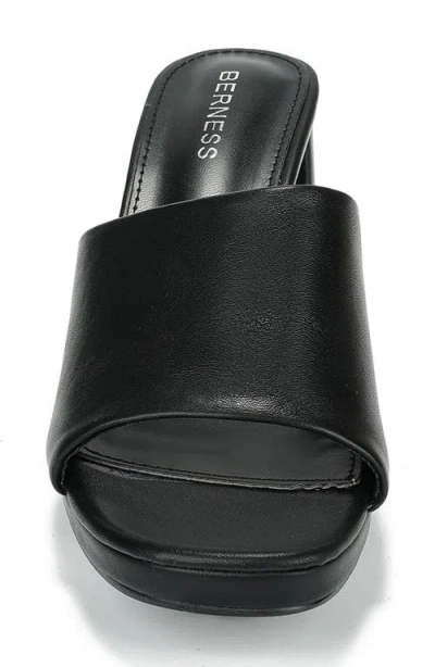 Berness Honor Slide Sandal