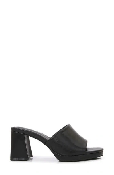 Berness Honor Slide Sandal