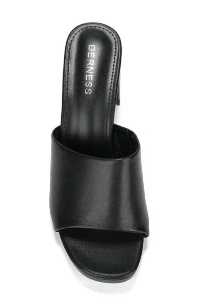 Berness Honor Slide Sandal