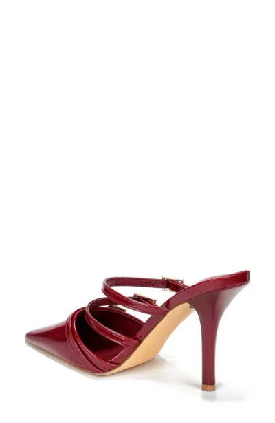 Berness Candella Pointed Toe Pump