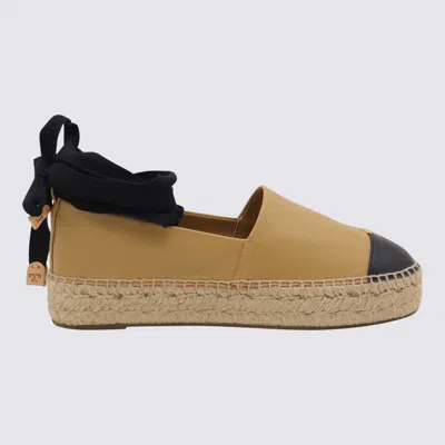 Tory Burch Flat Shoes
