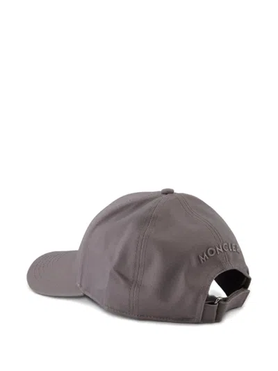 Moncler Logo-patch Cap In Gray