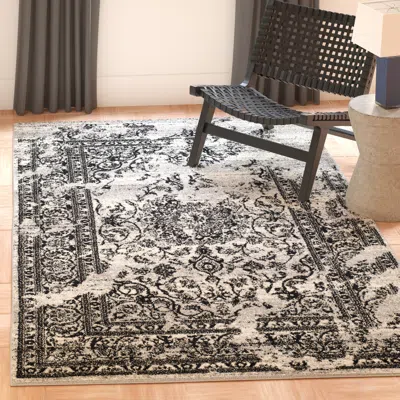 Safavieh Adirondack Machine Made Area Rug, Silver / Black Traditional Style Easy Care In Multi