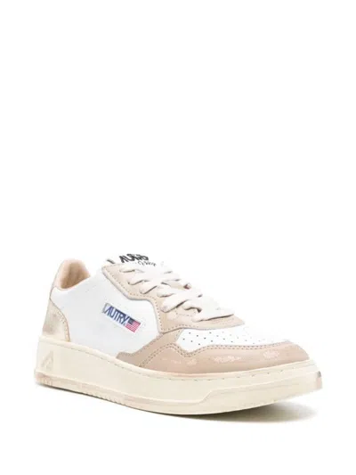 Autry Super Vintage Low Leather Sneakers