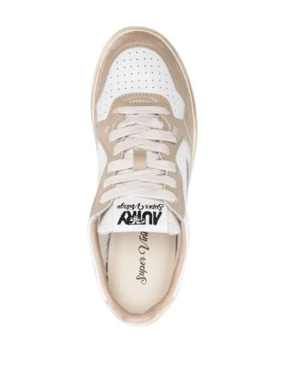 Autry Super Vintage Low Leather Sneakers
