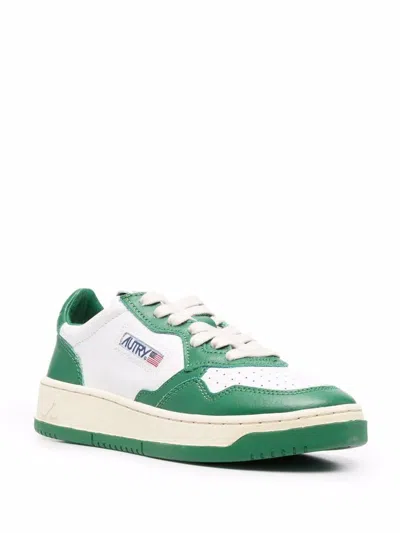 Autry Medalist Low Leather Sneakers