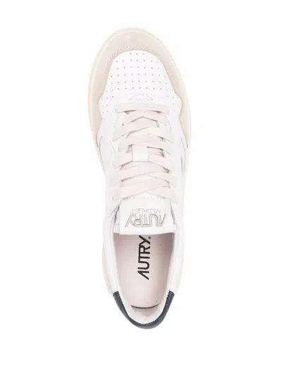 Autry Medialist Low Leather Sneakers