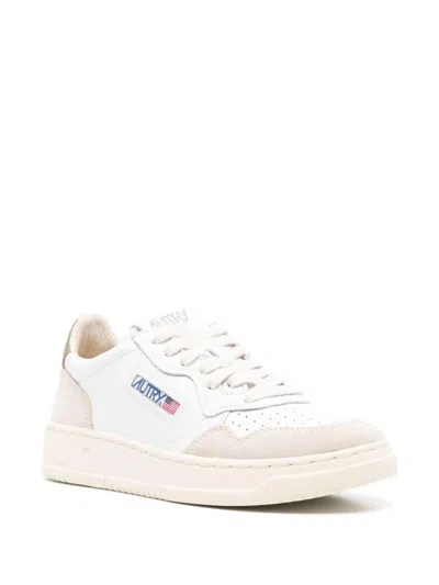 Autry Medialist Low Leather Sneakers