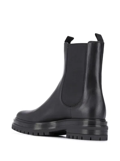 Gianvito Rossi Chester Leather Chelsea Boots