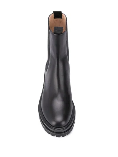 Gianvito Rossi Chester Leather Chelsea Boots