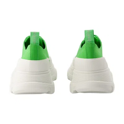 Alexander Mcqueen Sneakers Tread Aus Weissem Und Silberfarbenem Leder