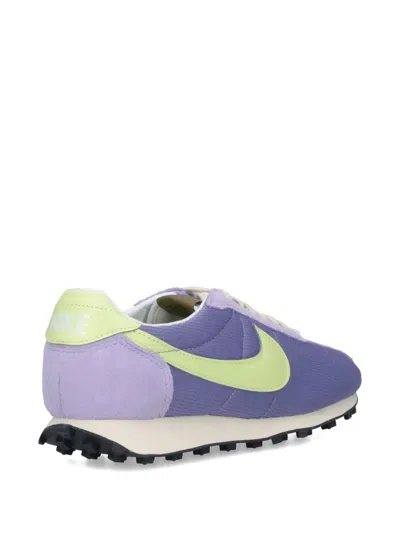 Nike Low Top Sneakers With Contrast Heel Tab In Purple