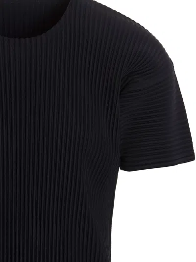 Issey Miyake Black Basics T-shirt In Black