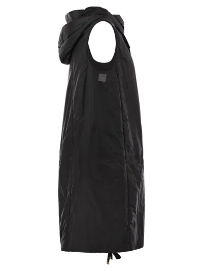 Max Mara The Cube Greengi Drip Proof Canvas Waistcoat