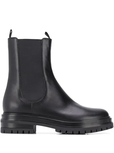Gianvito Rossi Chester Leather Chelsea Boots