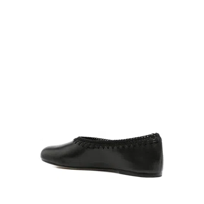 About Arianne Shoes