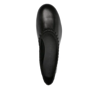 About Arianne Shoes