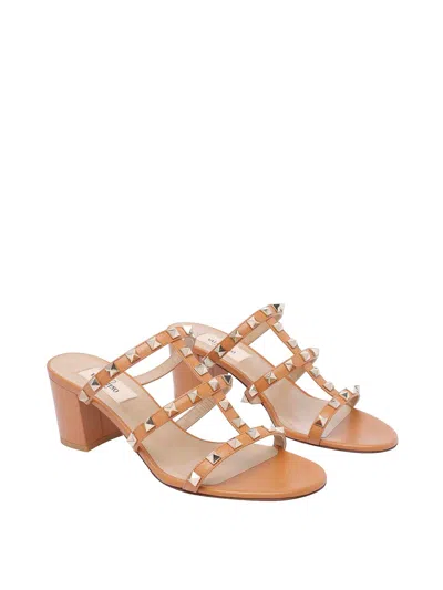 Valentino Garavani Rockstud Leather Mules In Brown