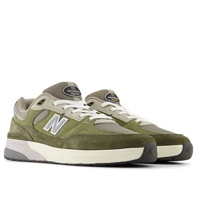 New Balance Unisex Nb Numeric Andrew Reynolds 933 Skateboarding Shoes