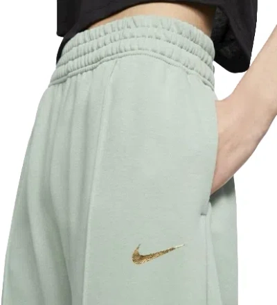 Nike (wmns)  Sportswear Trousers In Green