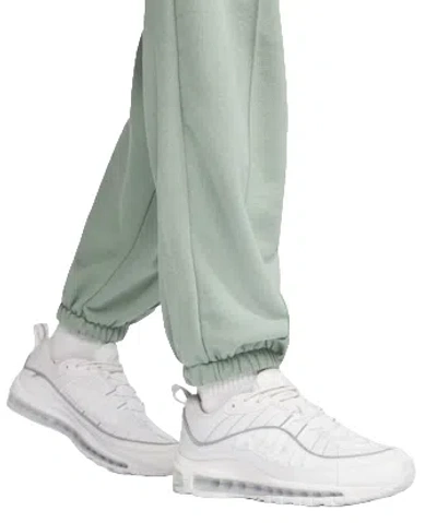 Nike (wmns)  Sportswear Trousers In Green