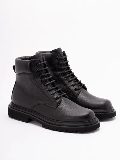 Dolce & Gabbana Day Classic Hammer Ankle Boots Dolce&gabbana Leather Black In Black