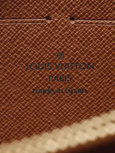 Pre-owned Louis Vuitton 2010 Zippy Wallet In Brown
