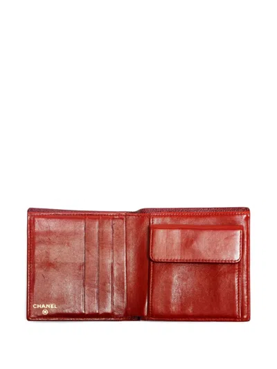 Pre-owned Chanel 2000-2002 Interlocking Cc Wallet In Red
