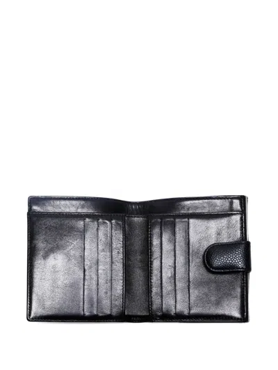 Pre-owned Chanel 2005 Interlocking Cc Leather Wallet In Black