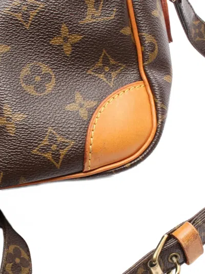 Pre-owned Louis Vuitton 2002 Nile Monogram Shoulder Bag In Brown