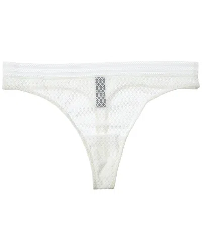 Else Kaia Thong In White