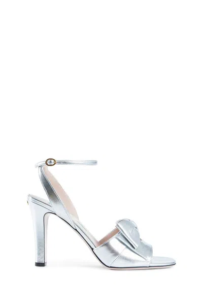 Valentino Garavani Bowow Sandal In Laminated Nappa 95mm Woman Silver 40 In Neutral
