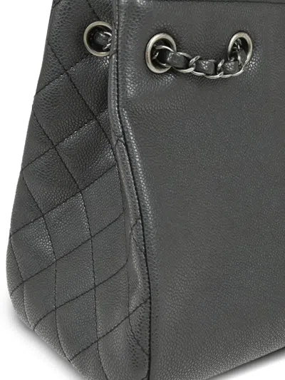 Pre-owned Chanel 2016 Caviar-leather Tote Bag In Gray