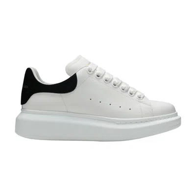 Pre-owned Alexander Mcqueen Wmns Oversized Sneaker 'white Black' 2019 | Women's Size 4