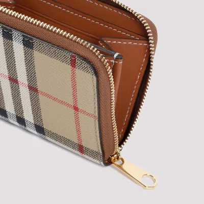 Burberry Structured Check Pattern Wallet With Zip Closure In Neutral