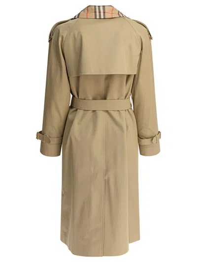Burberry Double-breasted Trench Coat In Nude