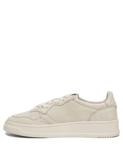 Autry "medalist Low" Sneakers
