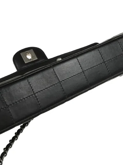 Pre-owned Chanel 2000 East West Choco Bar Shoulder Bag In Black