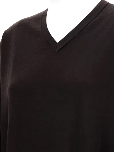 Hira V-neck Ribbed Sweater In Black
