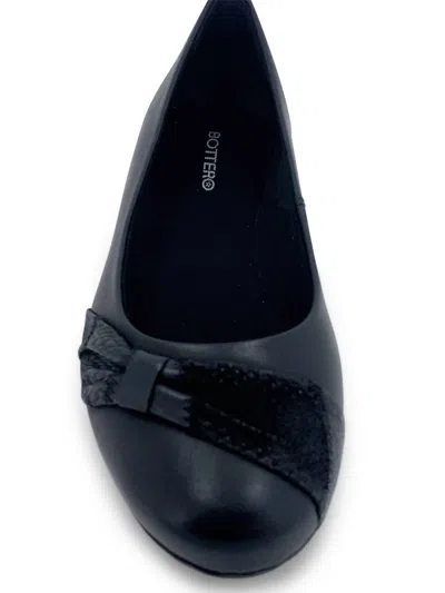 Bottero Women Poppy 603 Ballet Flats In Black