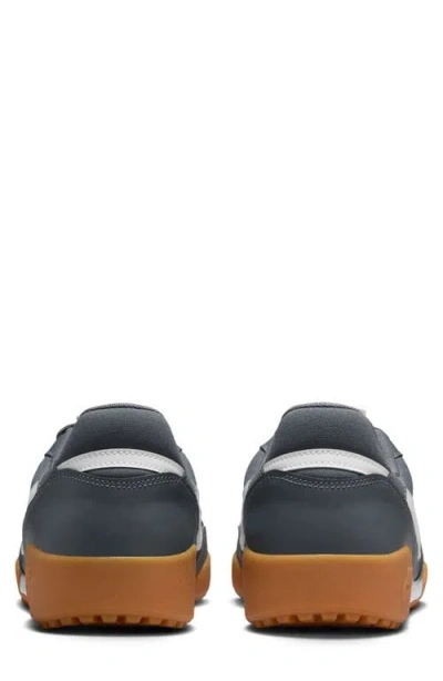 Nike Terra Manta Sneaker