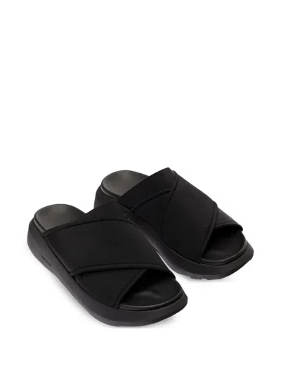 Onwuad Kriss Cross-strap Slides