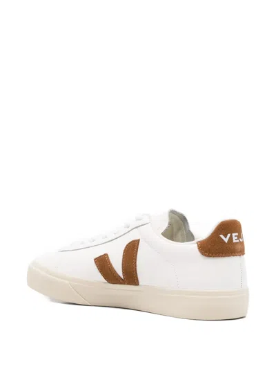 Veja Campo In White